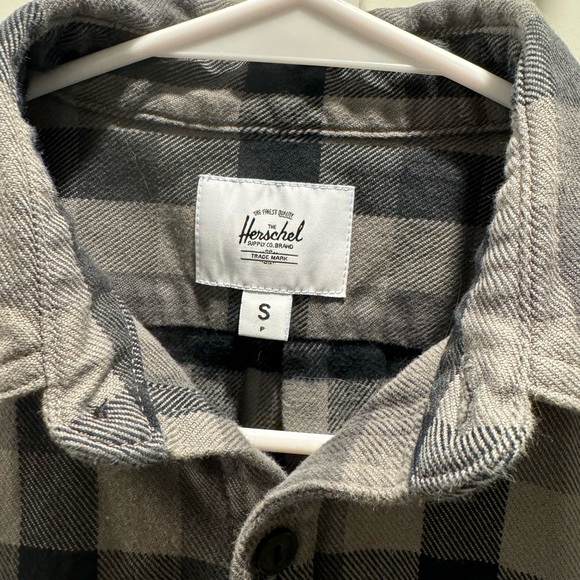Herschel flannel size unisex small - Picture 2 of 3